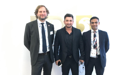 At the signing ceremony in Abu Dhabi. From right to left: Pavan Pasupuleti, Commercial Manager Middle-East and India SoluForce. Rami Al Ashraf, Managing Director New Waves Trading. Robert-Jan Berg, Managing Director SoluForce.